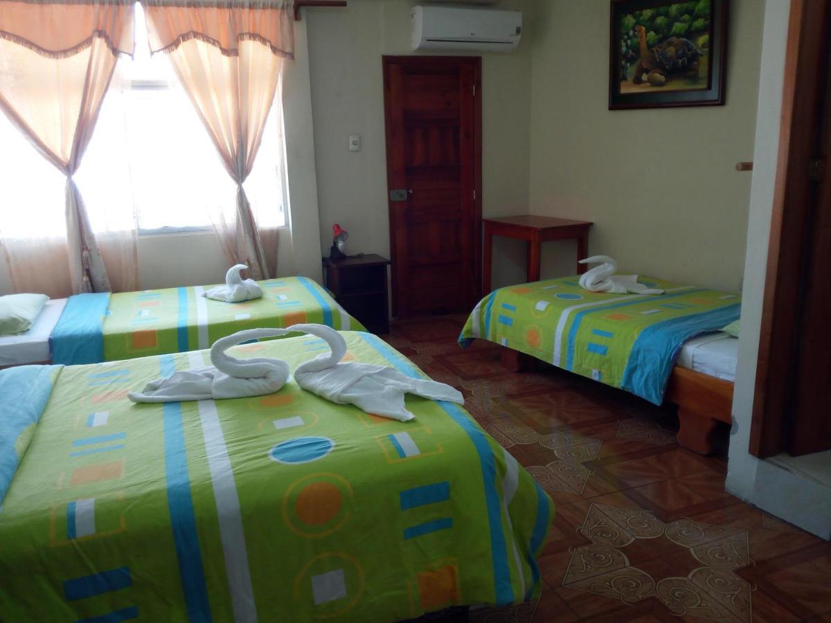 Hostal Miconia Пуэрто-Айора Экстерьер фото
