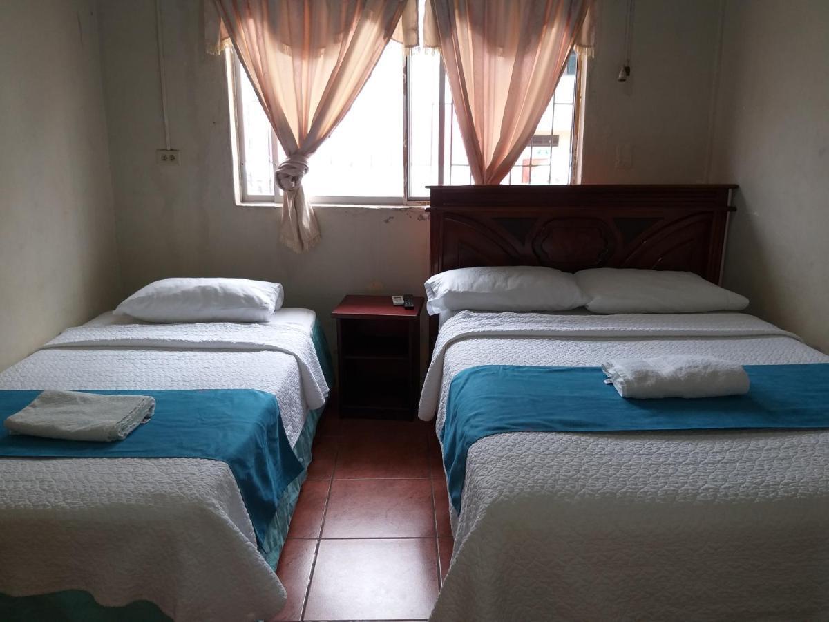Hostal Miconia Пуэрто-Айора Экстерьер фото