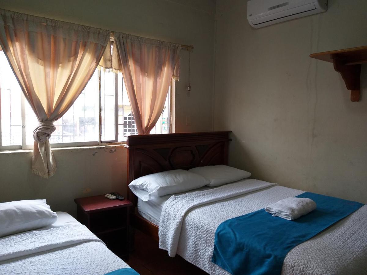 Hostal Miconia Пуэрто-Айора Экстерьер фото