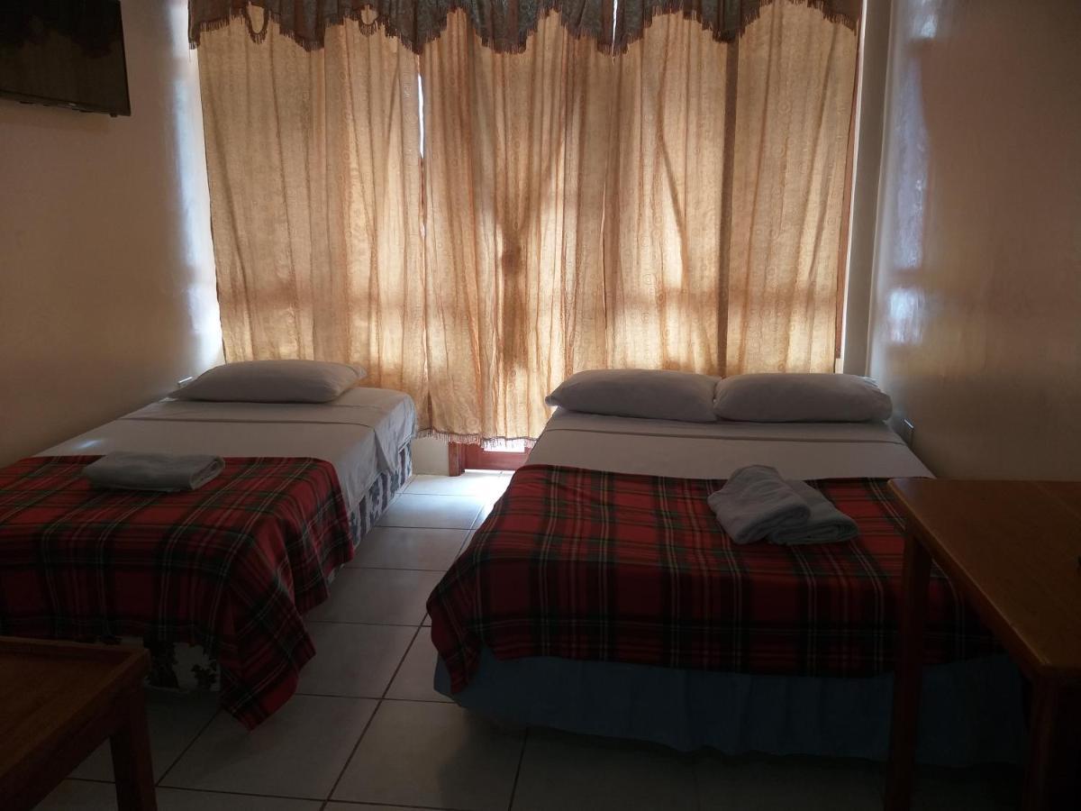 Hostal Miconia Пуэрто-Айора Экстерьер фото