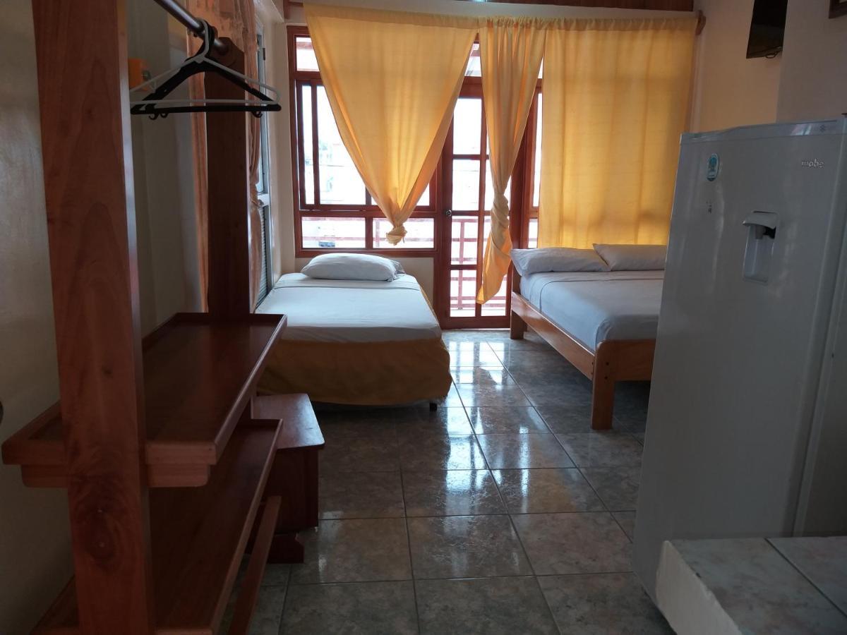 Hostal Miconia Пуэрто-Айора Номер фото