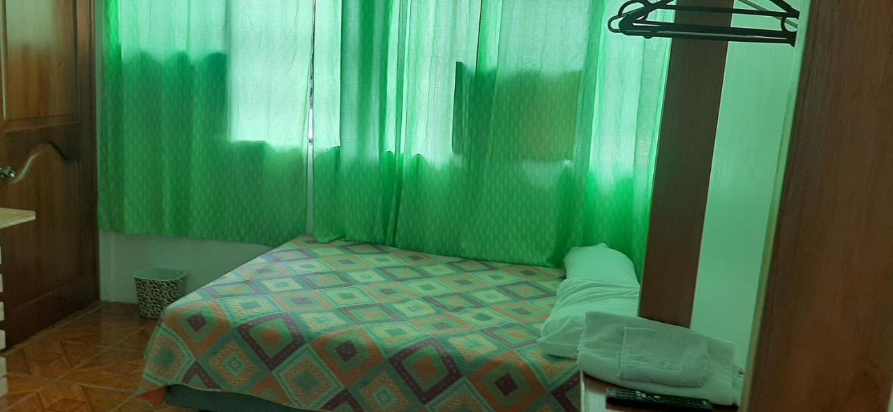 Hostal Miconia Пуэрто-Айора Экстерьер фото