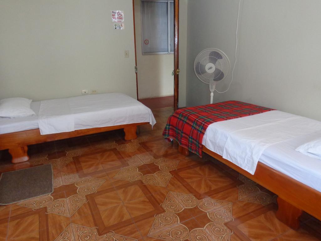 Hostal Miconia Пуэрто-Айора Номер фото