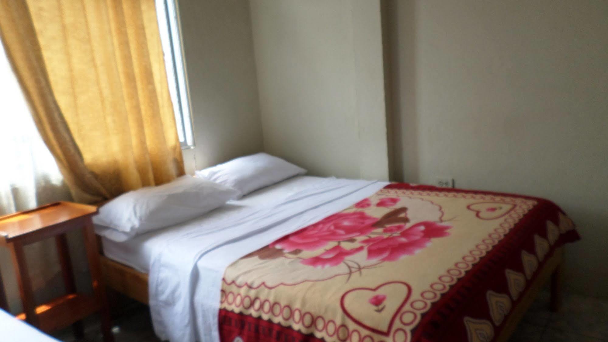 Hostal Miconia Пуэрто-Айора Экстерьер фото