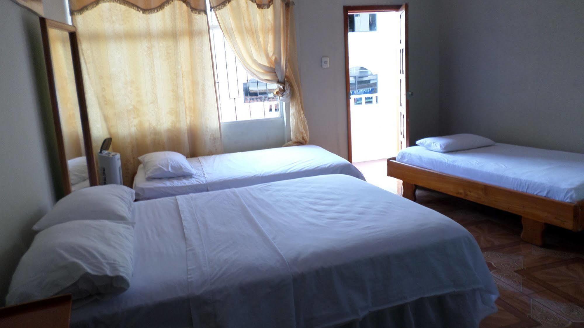 Hostal Miconia Пуэрто-Айора Экстерьер фото