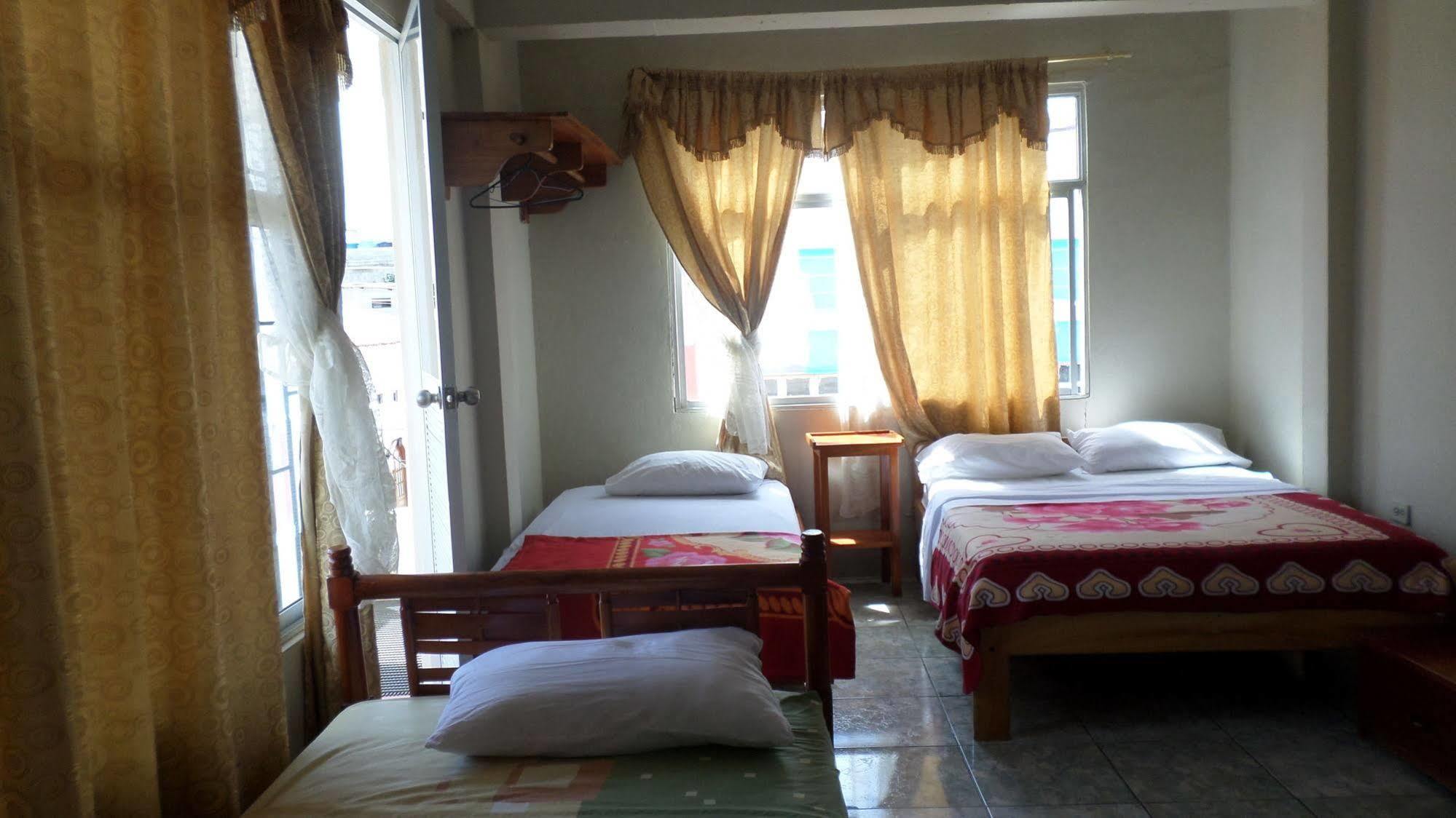 Hostal Miconia Пуэрто-Айора Экстерьер фото