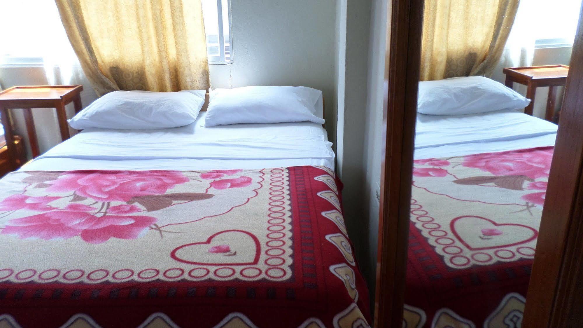 Hostal Miconia Пуэрто-Айора Экстерьер фото